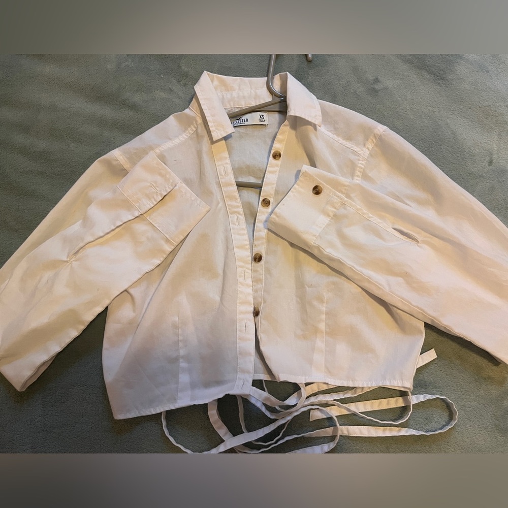 Hollister wrap around shirt